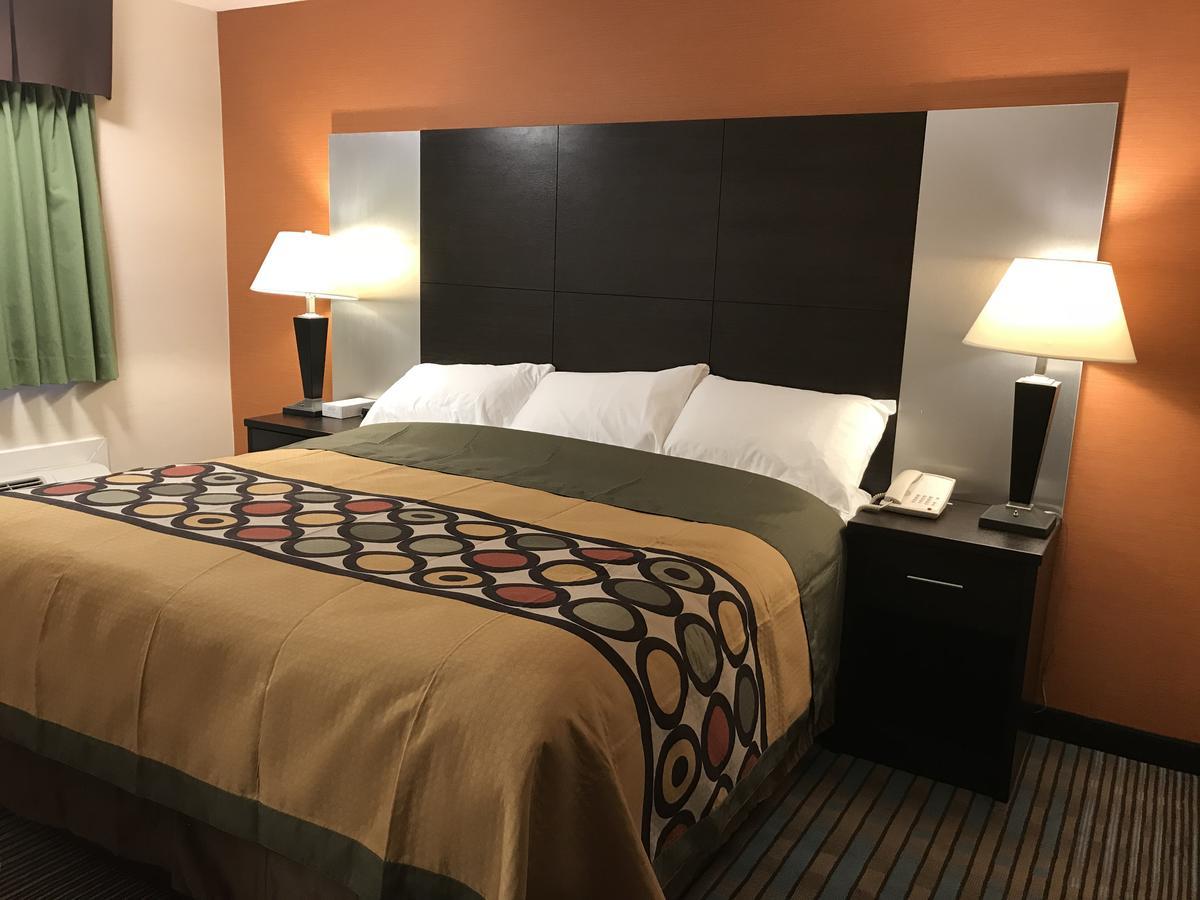 Bay Hill Inns & Suites Neepawa Exteriér fotografie
