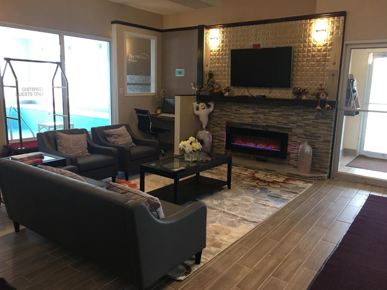 Bay Hill Inns & Suites Neepawa Exteriér fotografie